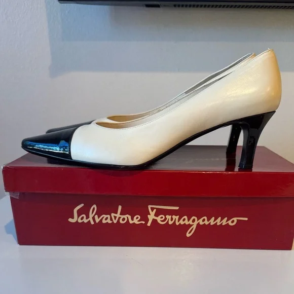 Salvatore Ferragamo Black and Cream Heels 9.5C - Picture 5 of 10